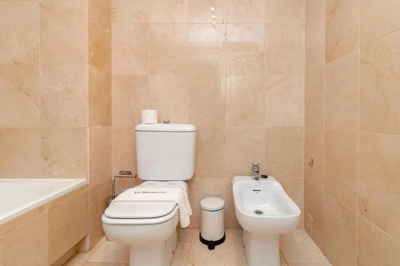 C9 Roomy Luminous 5 Bedroom In Town Malaga 0*,  Spain