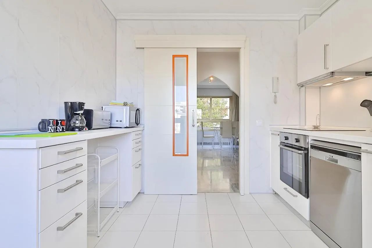 Apartment C9 Roomy Luminous 5 Bedroom In Town Malaga Spain